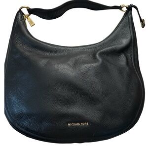 Michael Kors Elegant Black Hobo Shoulder Bag